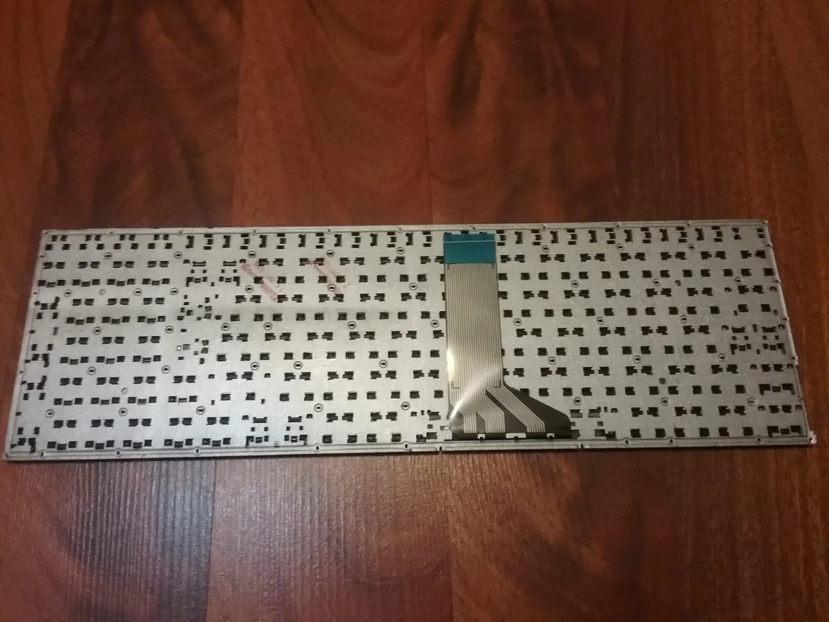 nova tastatura Asus TP550 TP550L TP550LA TP550LD vel.ent