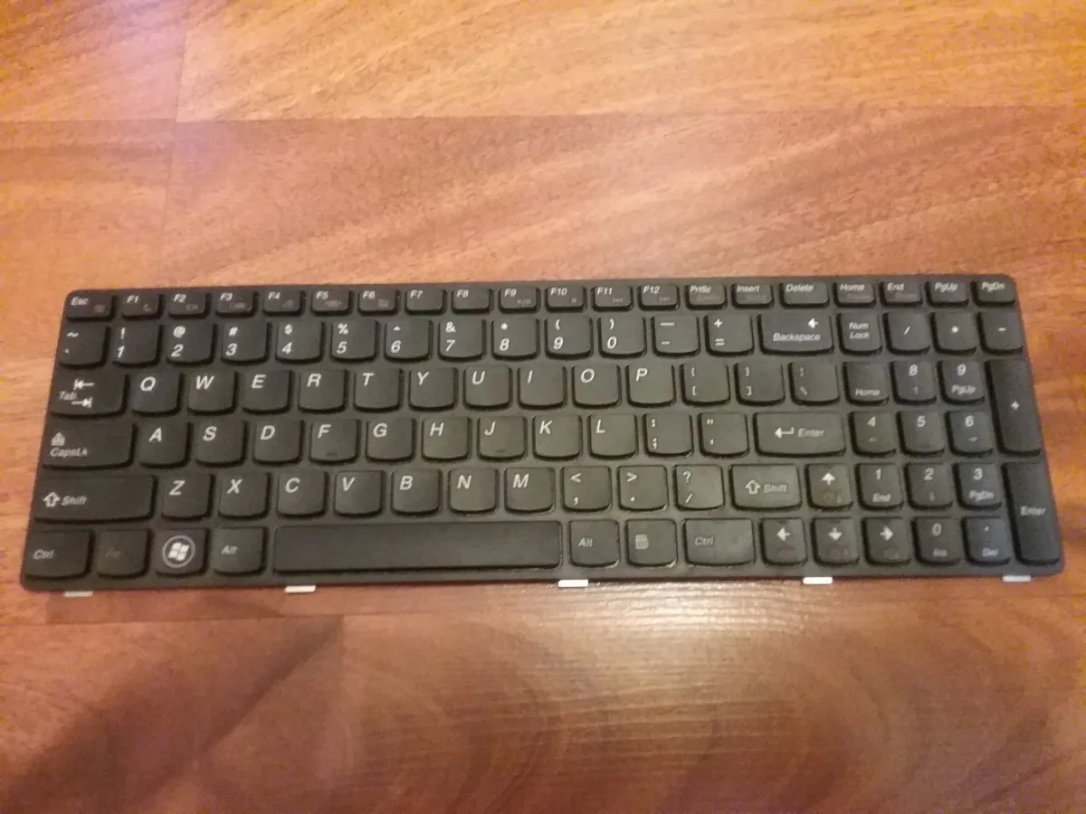 tastatura lenovo v580 v580a v580c v580ca v580cg v590 nova
