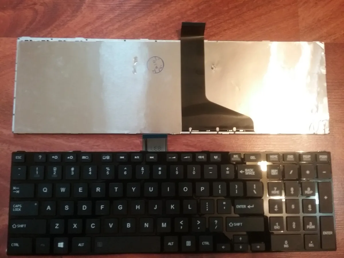 nova tastatura toshiba p875 p875d s850 s855 s870 s875 s875d