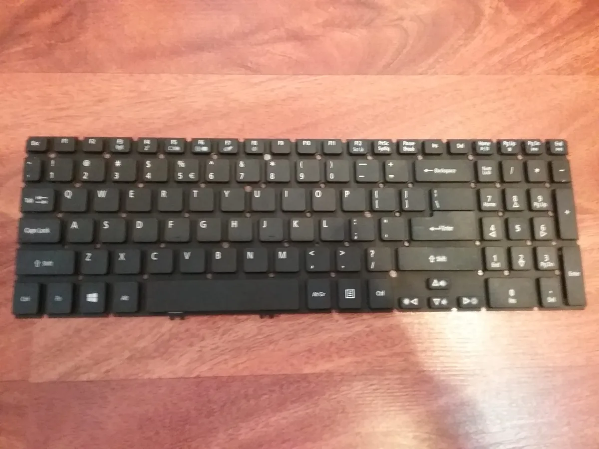 tastatura acer v5-573 v5-573g v5-573p v3-573 nova